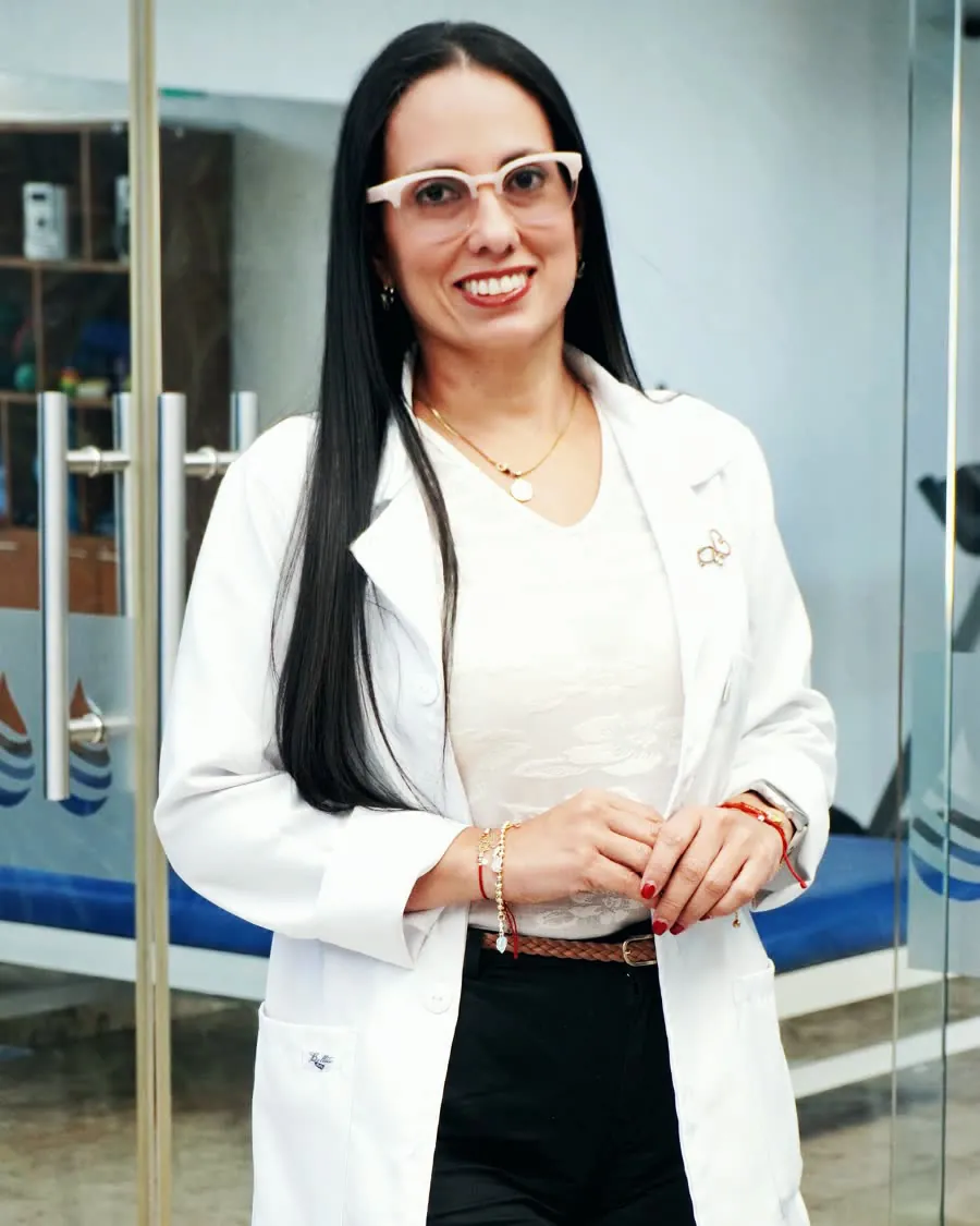 Dra. Gizelle Ramírez, médico fisiatra